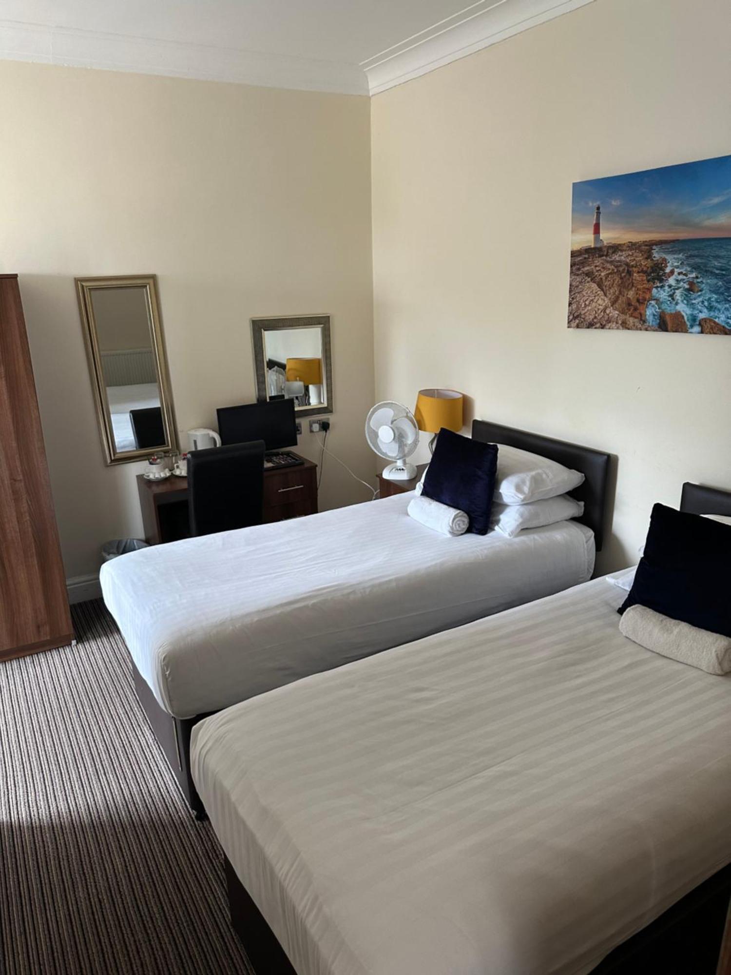 The New Brighton Hotel ภายนอก รูปภาพ