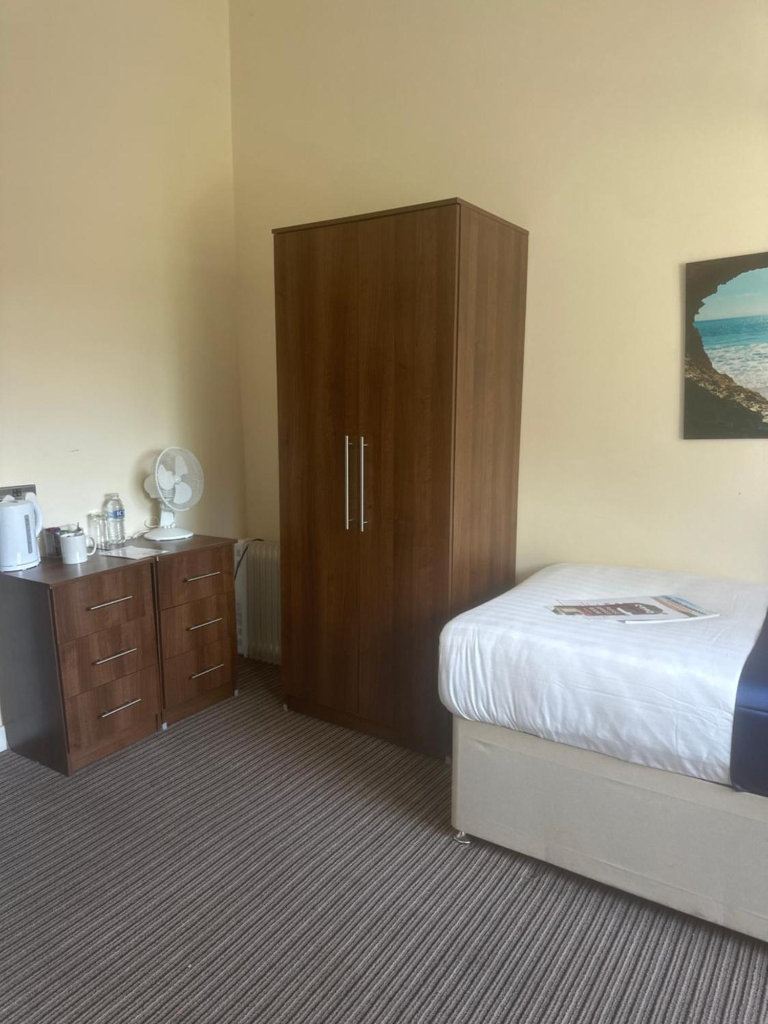 The New Brighton Hotel ภายนอก รูปภาพ